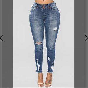 NWT Fashion Nova Skinny Jeans